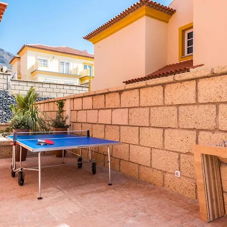 Isotta By Willa Costa Adeje (Tenerife)